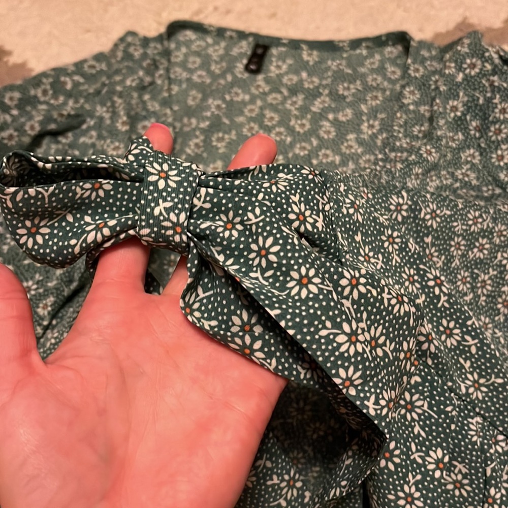 Zaful top - Picture 2 of 3